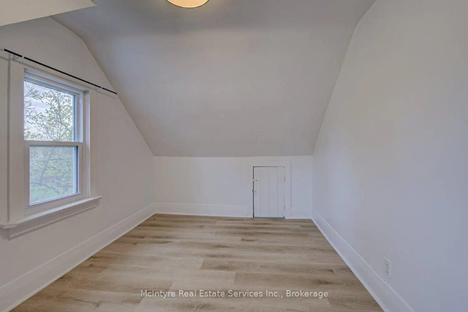 Additional image 12 of 59 4Th Avenue