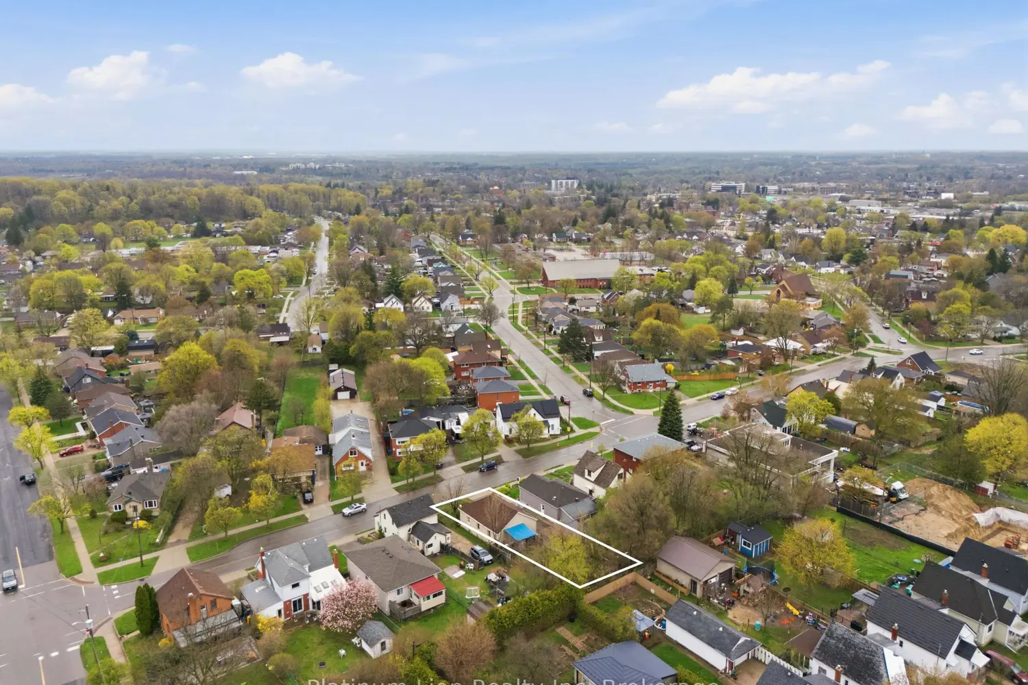 Additional image 19 of 609 Guelph Street