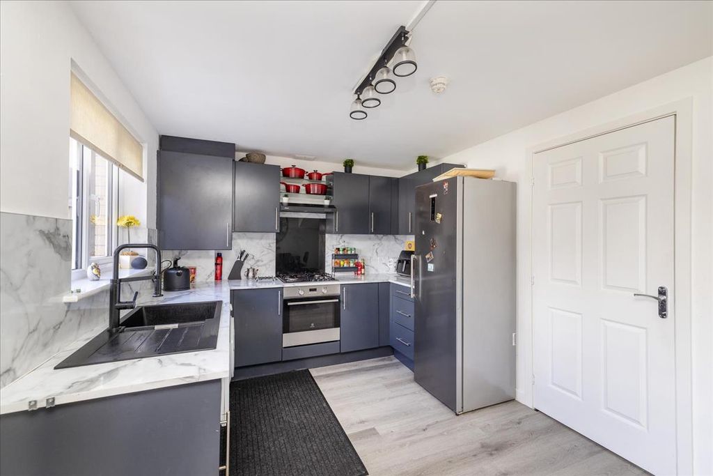 Additional image 8 of 3 bed end terrace house for sale10 Aspen Drive, Gorebridge EH23