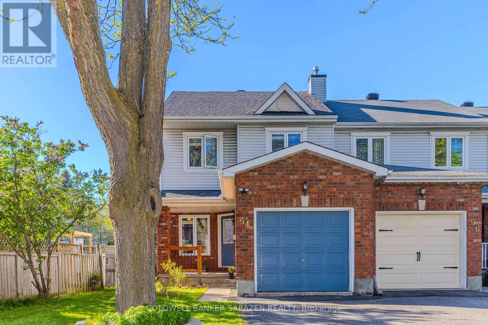 94 MARKLAND CRESCENT
