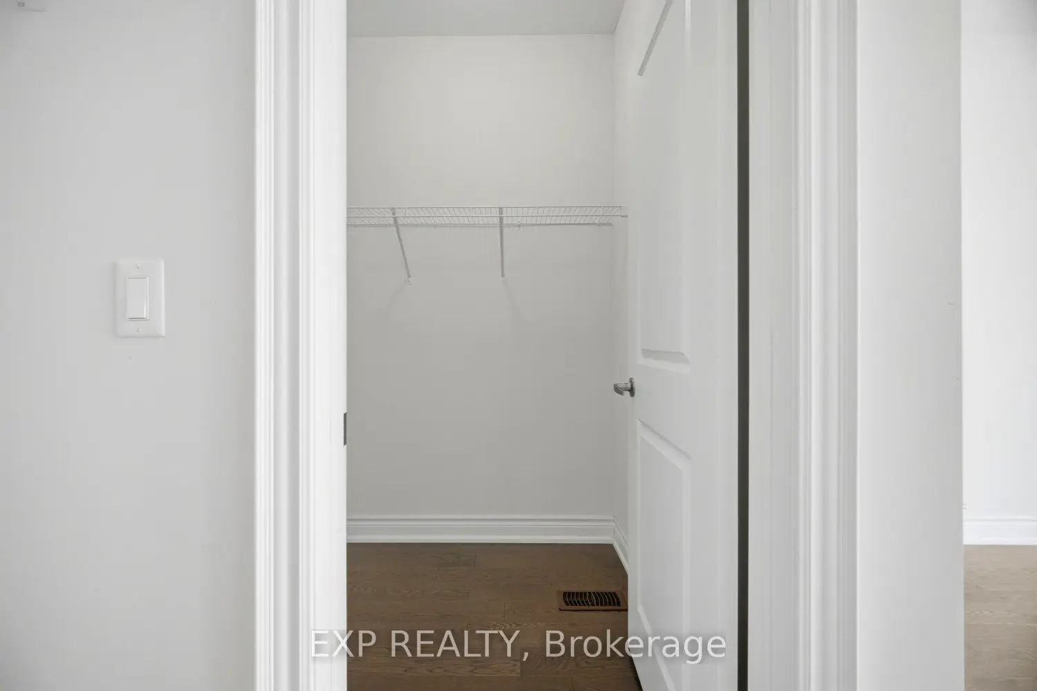 Additional image 16 of 3128 Parsonage Crescent