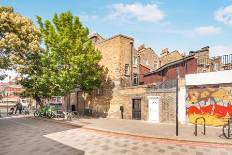 Grove Lane, London SE5