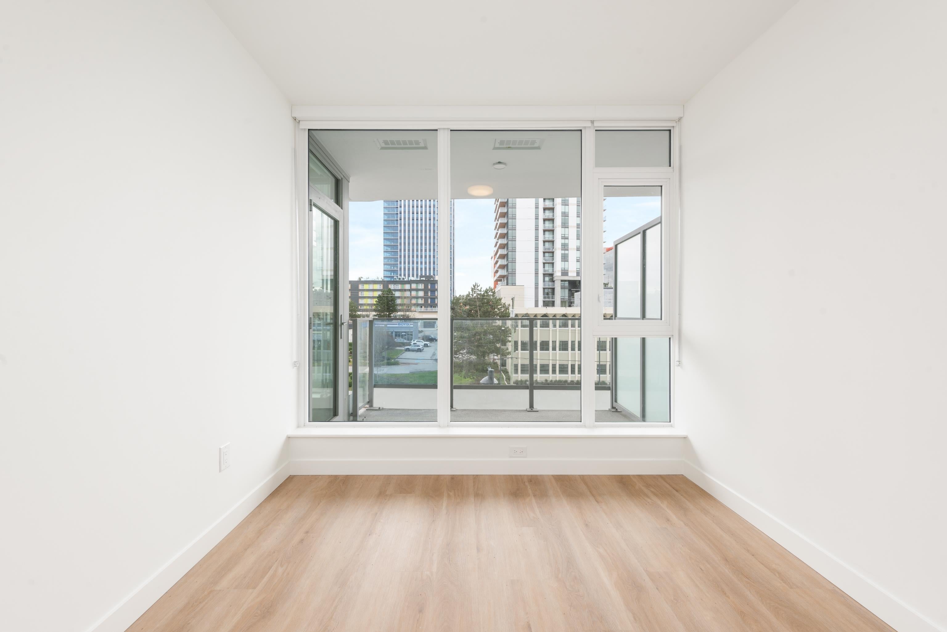 Additional image 2 of 215-9675 King George Boulevard, Surrey, BC, V3T 0T7