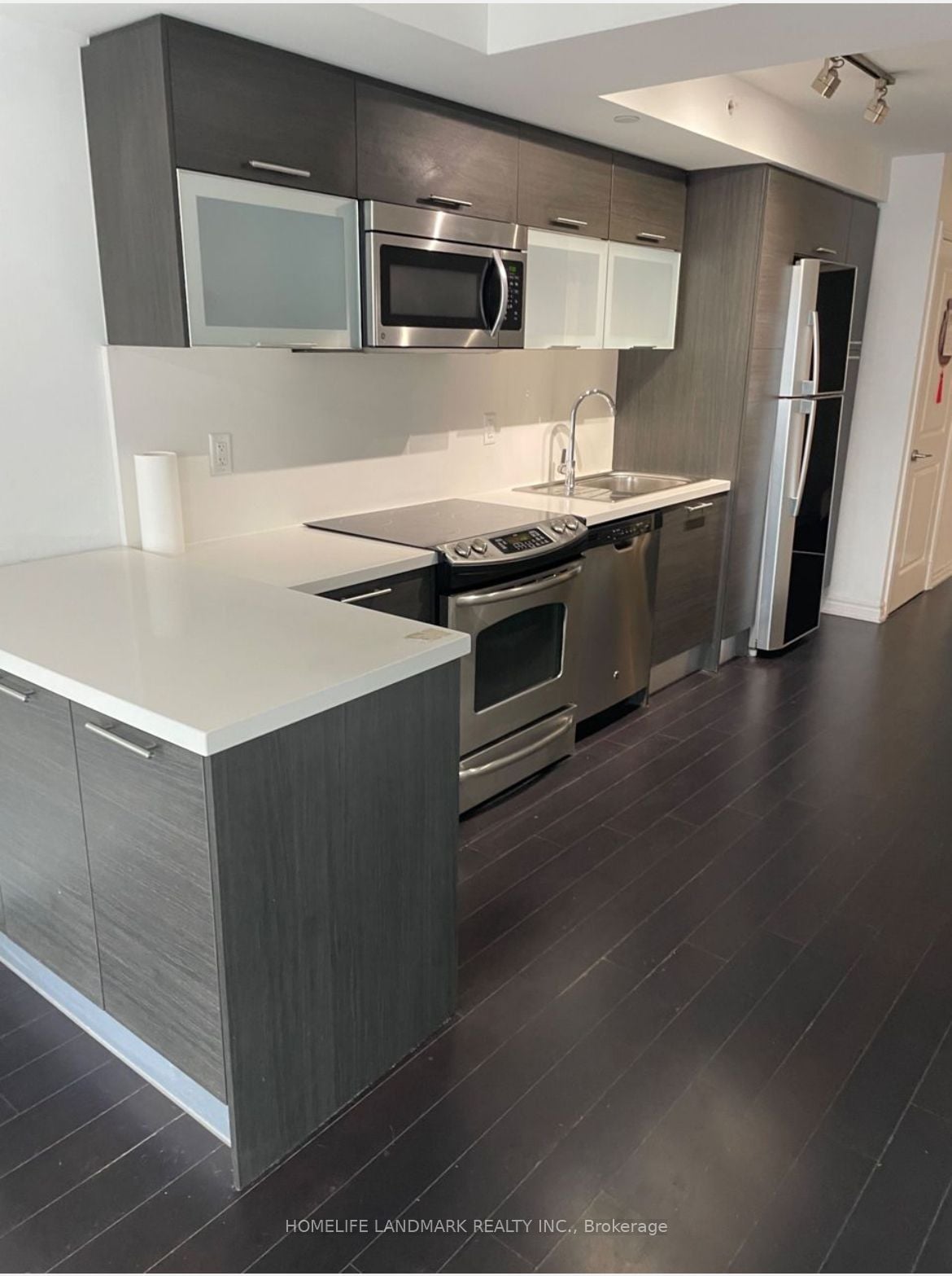 Additional image 6 of 2016-386 Yonge Street, Toronto, ON, M5B 0A5