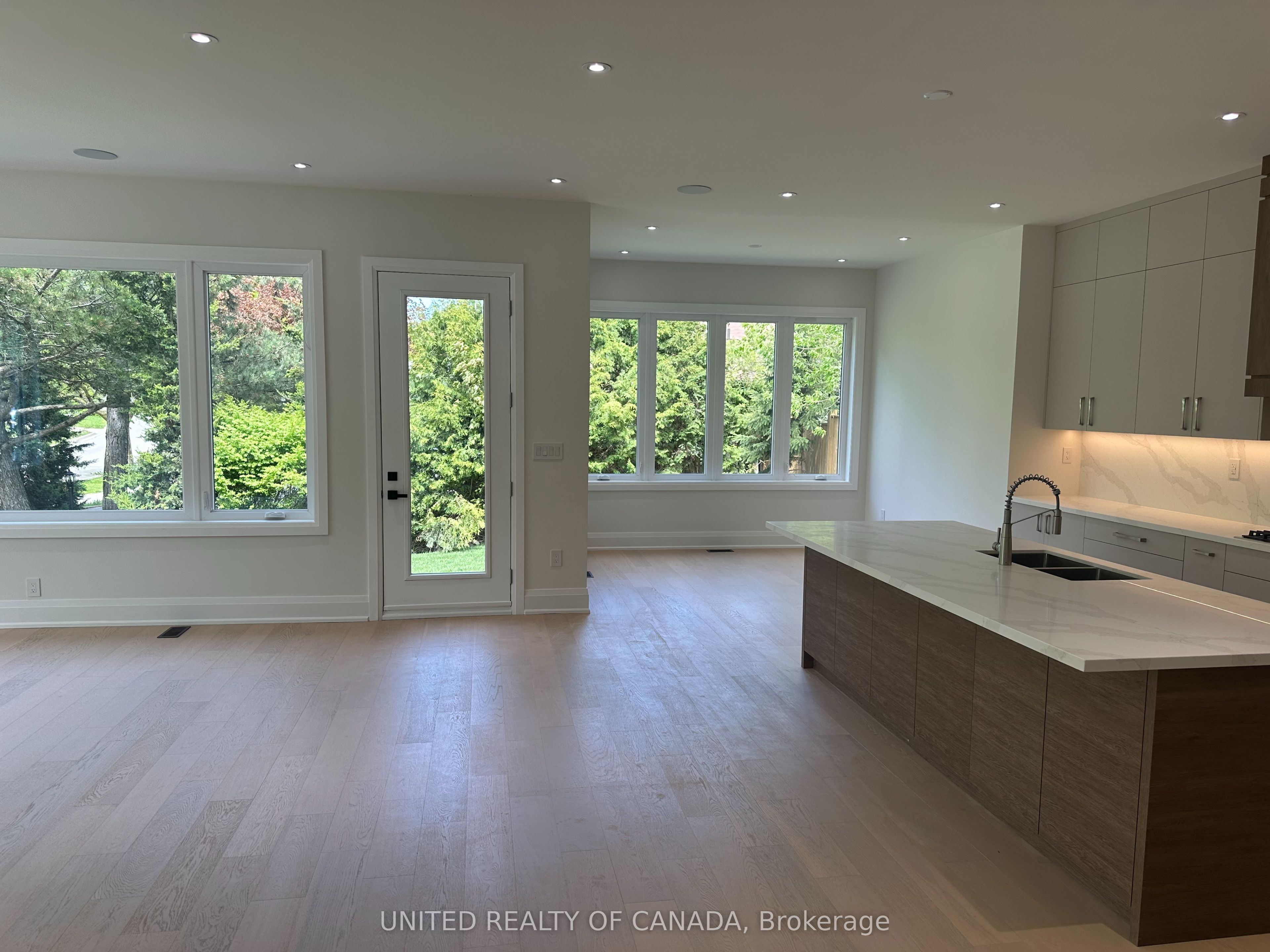 Additional image 6 of 5 Cedar Crescent, Aurora, ON, L4G 3J7