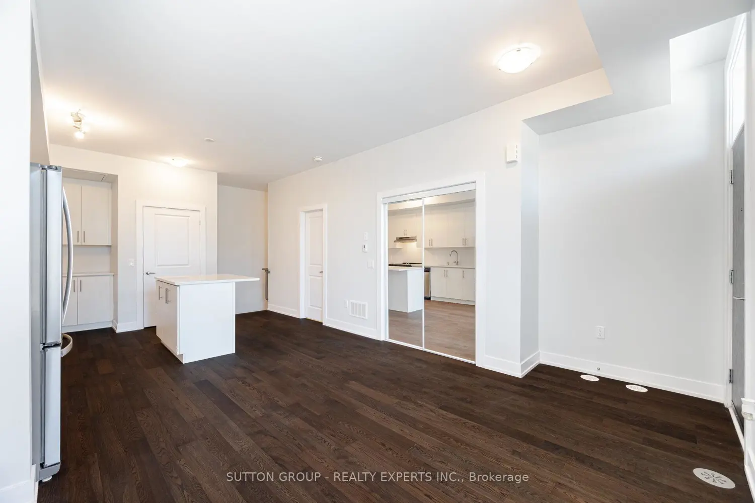 Additional image 9 of 9560 Islington Avenue L109