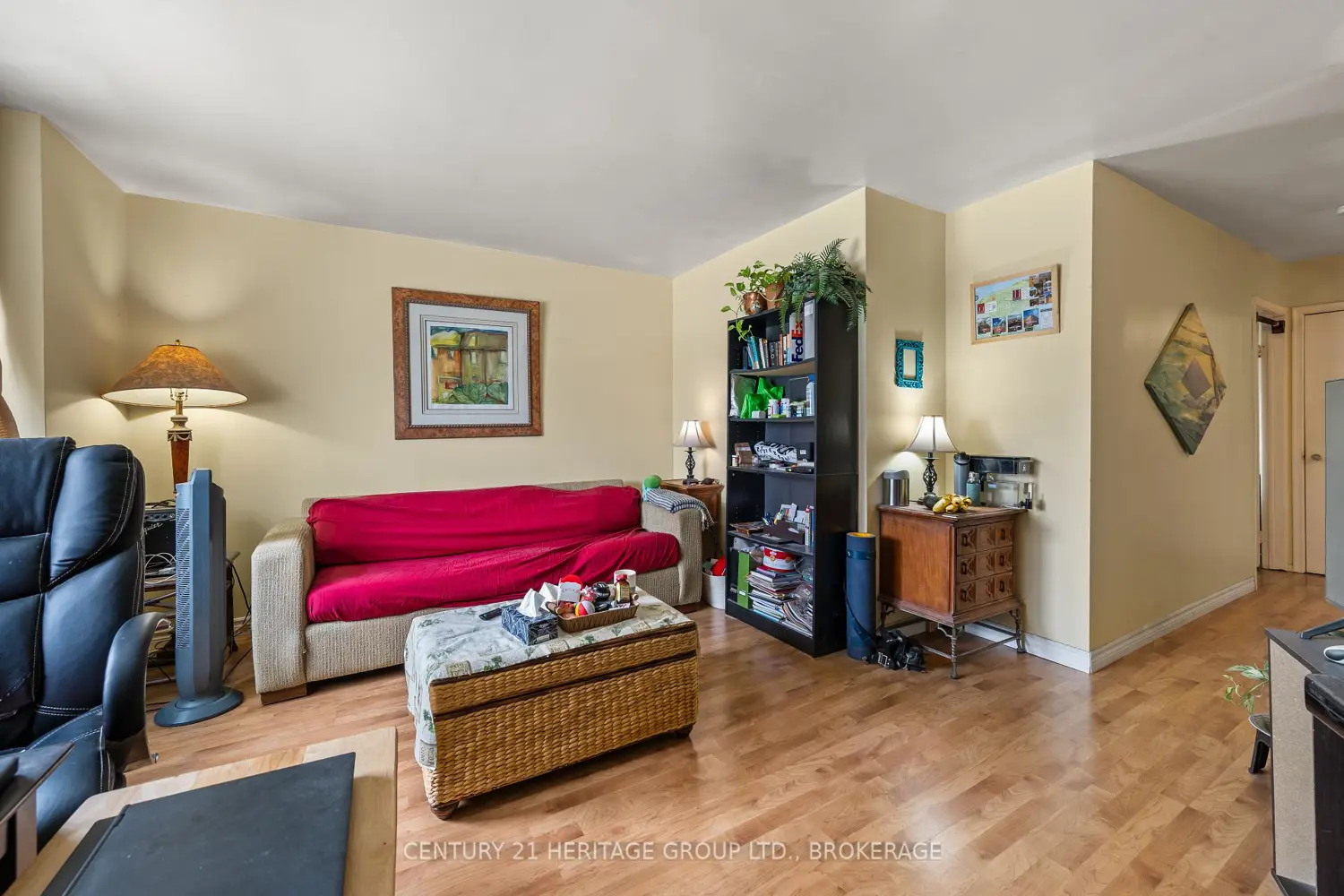 Additional image 3 of 186 Rideau Street
