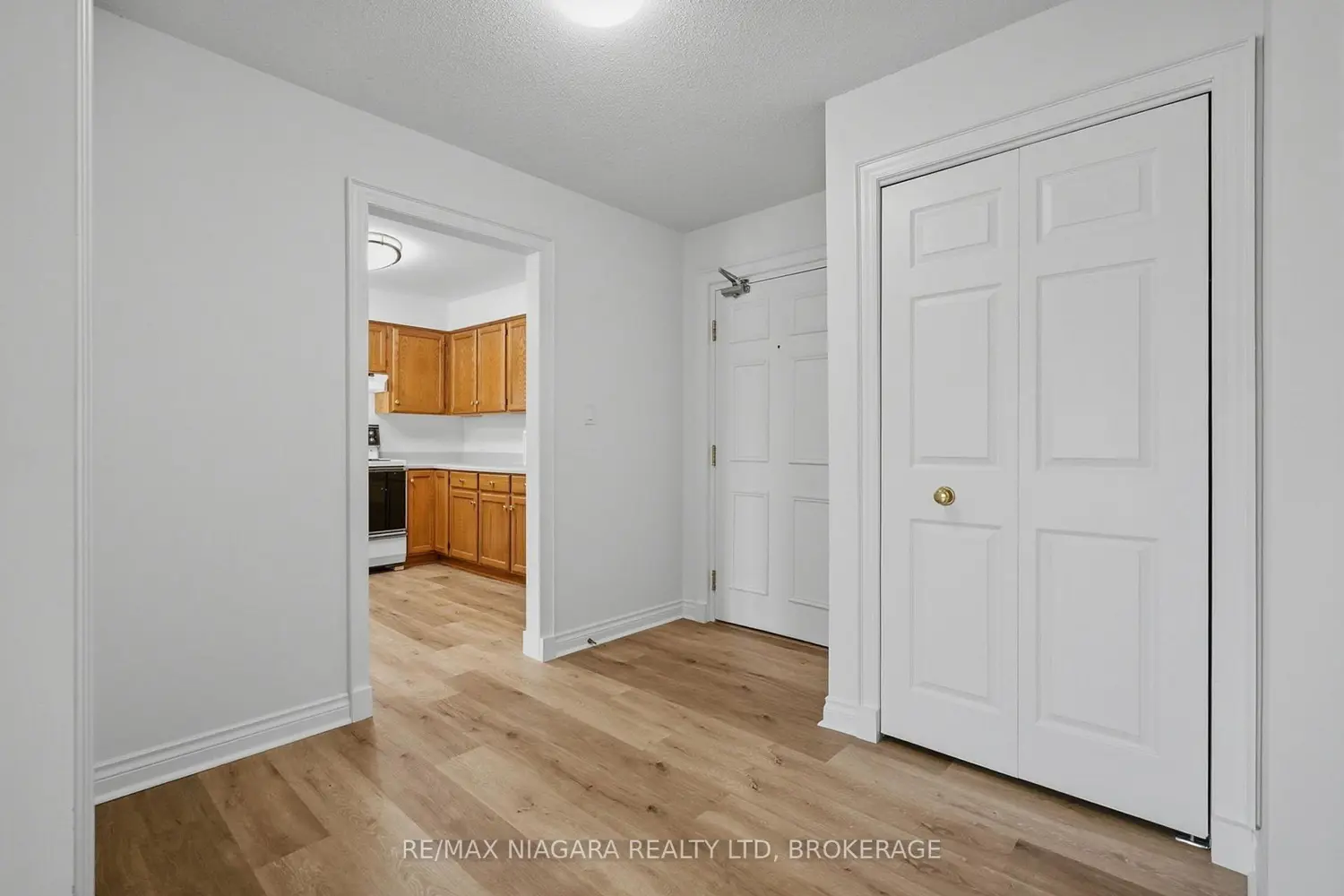 Additional image 3 of 250 Linwell Road 202