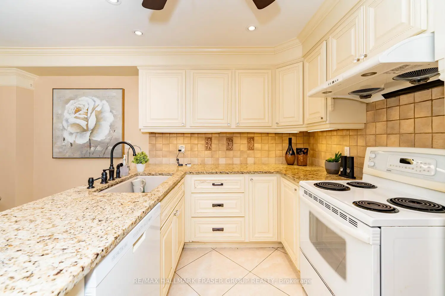 Additional image 11 of 692 Avery Court