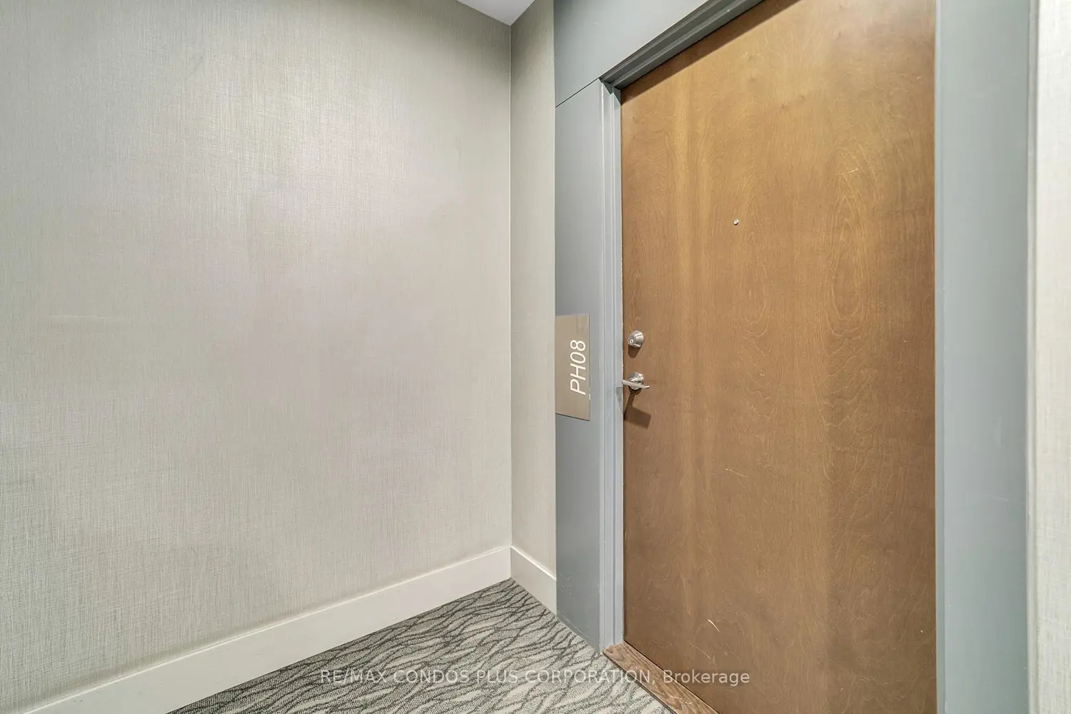 2212 Lake Shore Boulevard Ph08 photo 2
