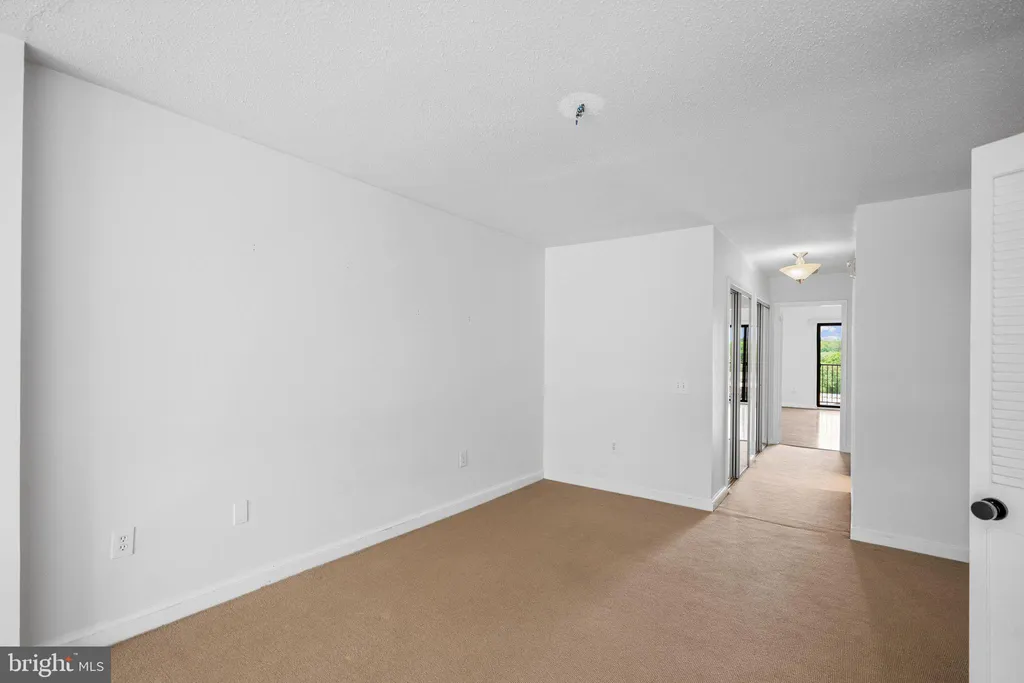 Additional image 18 of 3101 New Mexico Avenue NW Unit 817, Washington, DC 20016