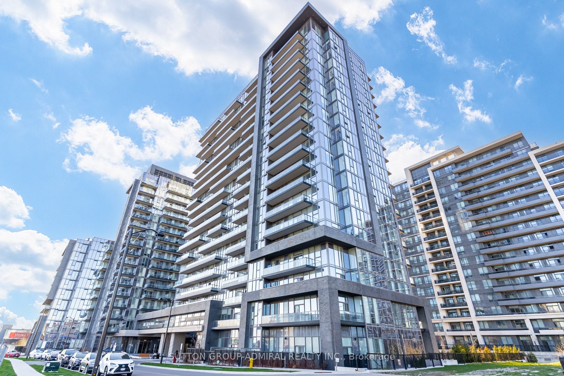 1010-20 Gatineau Drive, Vaughan, ON, L4J 0L3