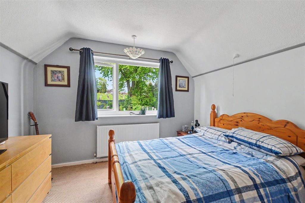 Additional image 13 of 3 bed detached house for saleGreenland Crescent, Beeston, Nottingham NG9