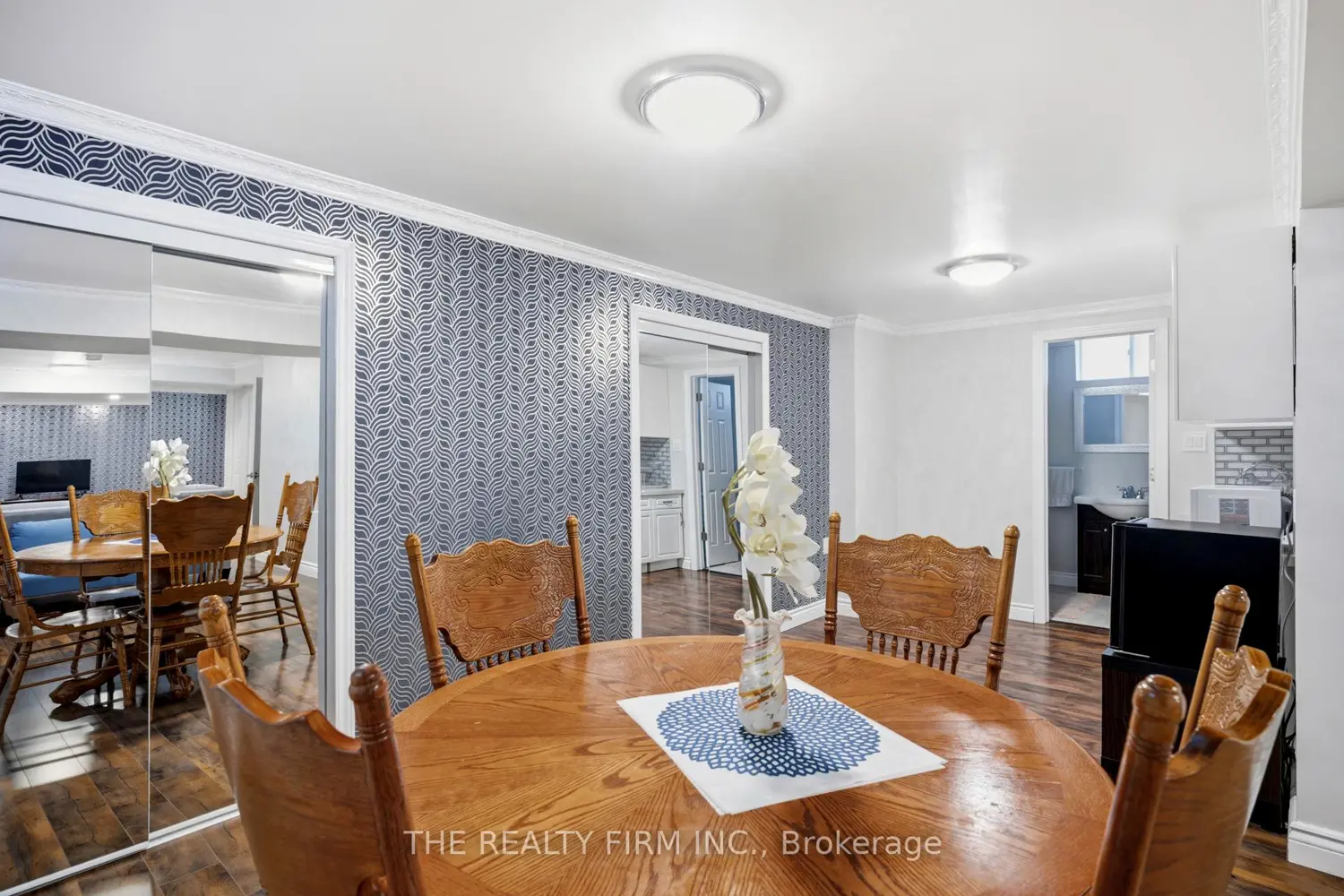 Additional image 14 of 1389 Pleasantview Drive