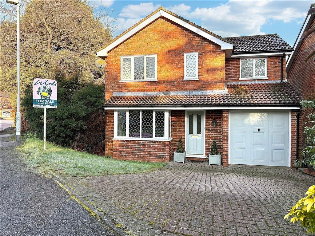 4 bed detached house for saleThe Russets, Meopham, Kent DA13
