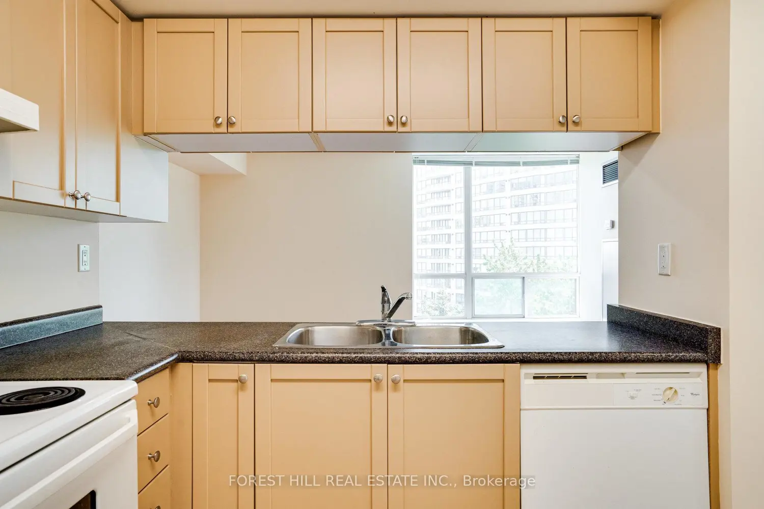 Additional image 14 of 745 New Westminster Drive 608