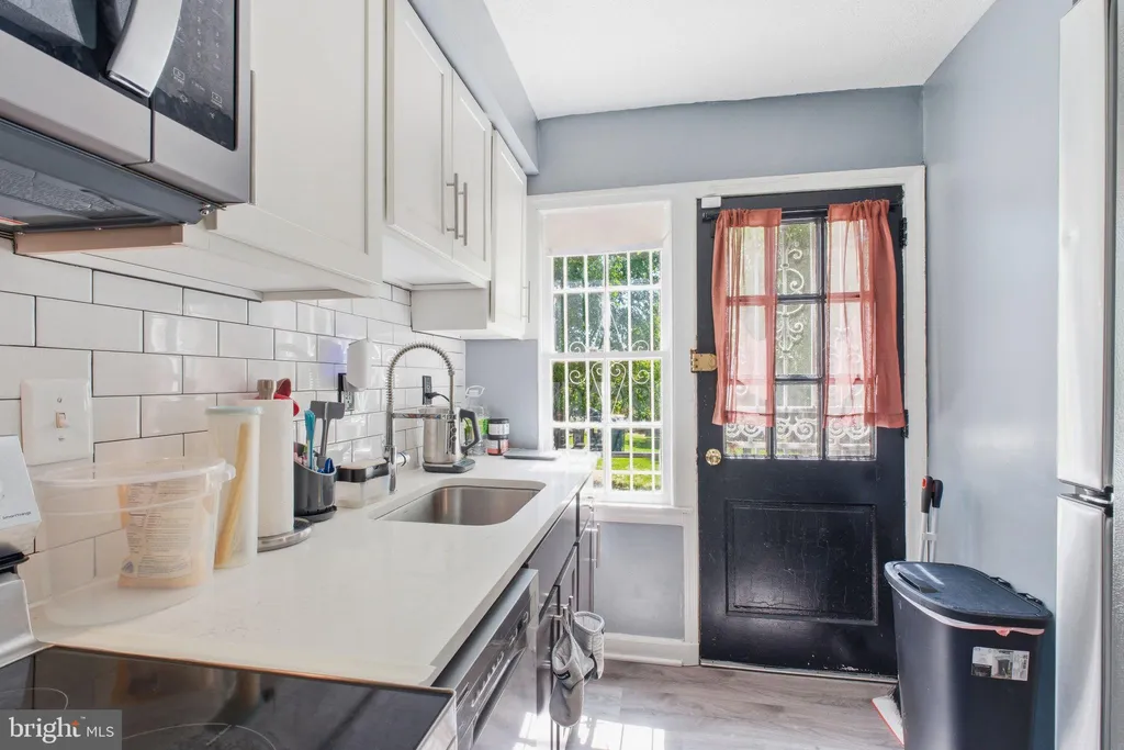 Additional image 11 of 2118 Suitland Terrace SE, Washington, DC 20020