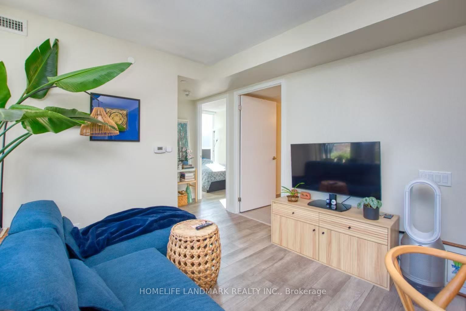 Additional image 4 of 402-38 Monte Kwinter Court, Toronto, ON, M3H 0E2