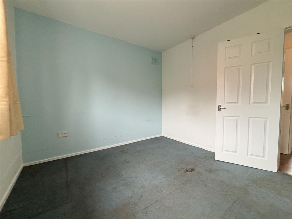 Additional image 14 of 2 bed flat for saleJohnson Place, Stoke-On-Trent ST6