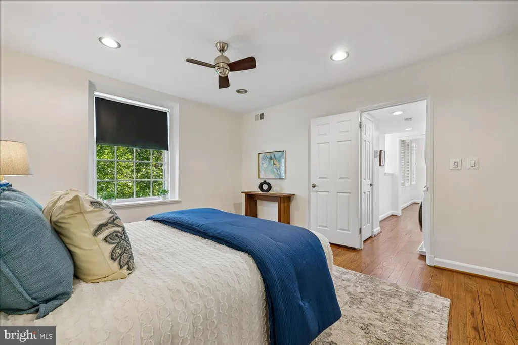 Additional image 19 of 3621 39th Street NW Unit E323, Washington, DC 20016