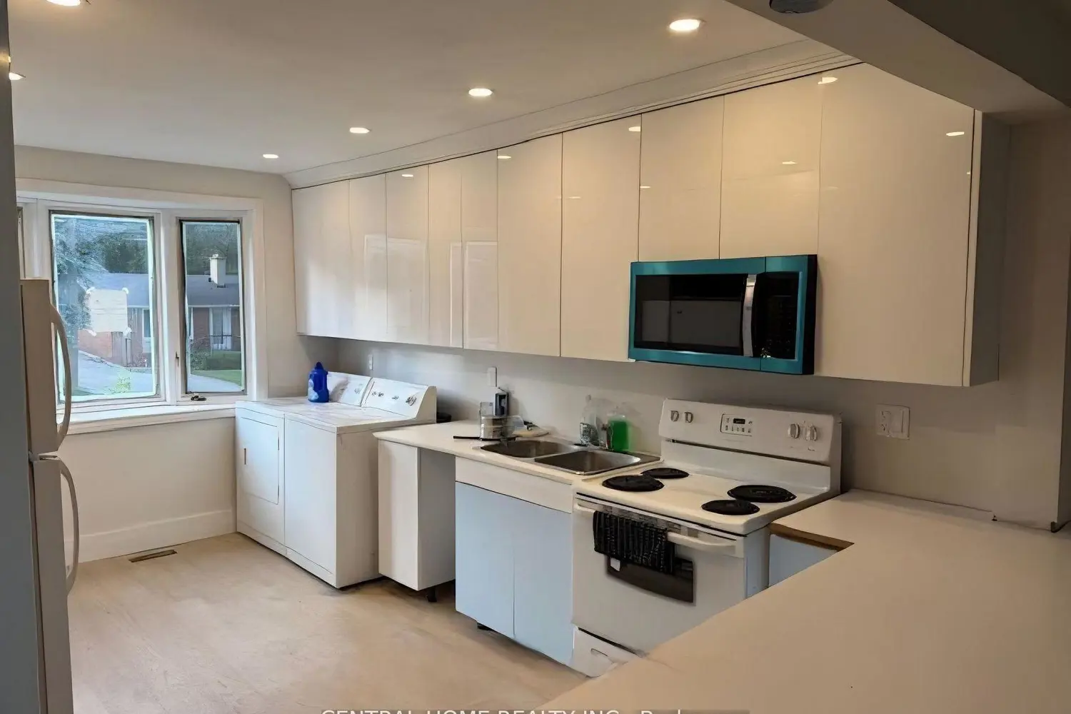 Additional image 7 of 206 Parkview Crescent