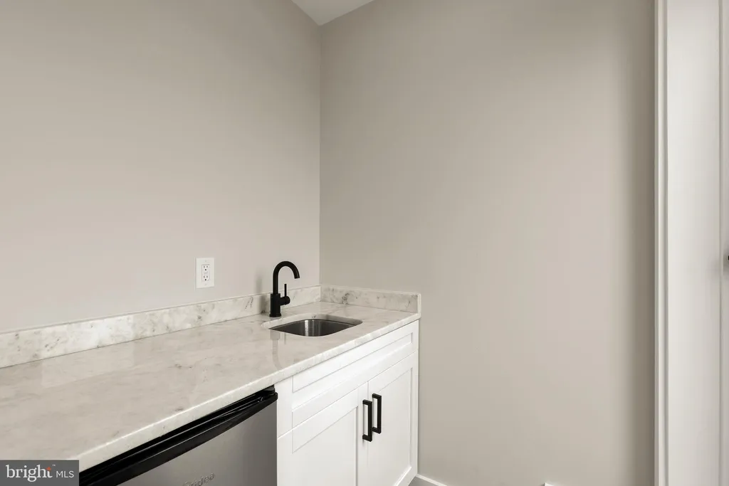 Additional image 12 of 2716 Sherman Avenue NW Unit PH4, Washington, DC 20001