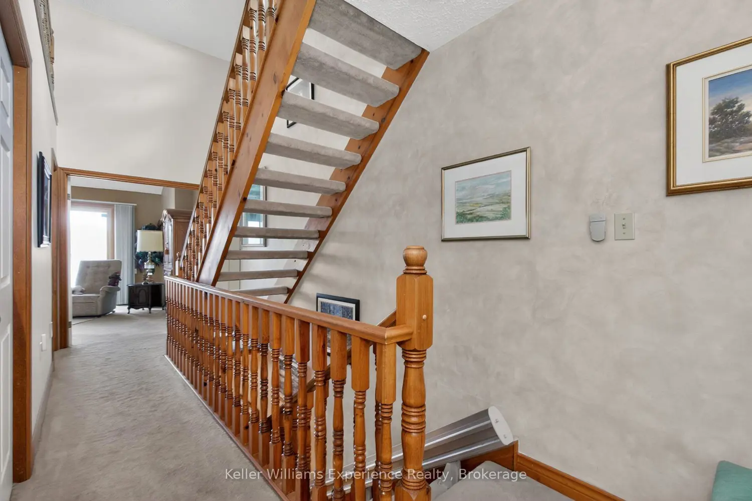 Additional image 10 of 8 Beck Boulevard 5