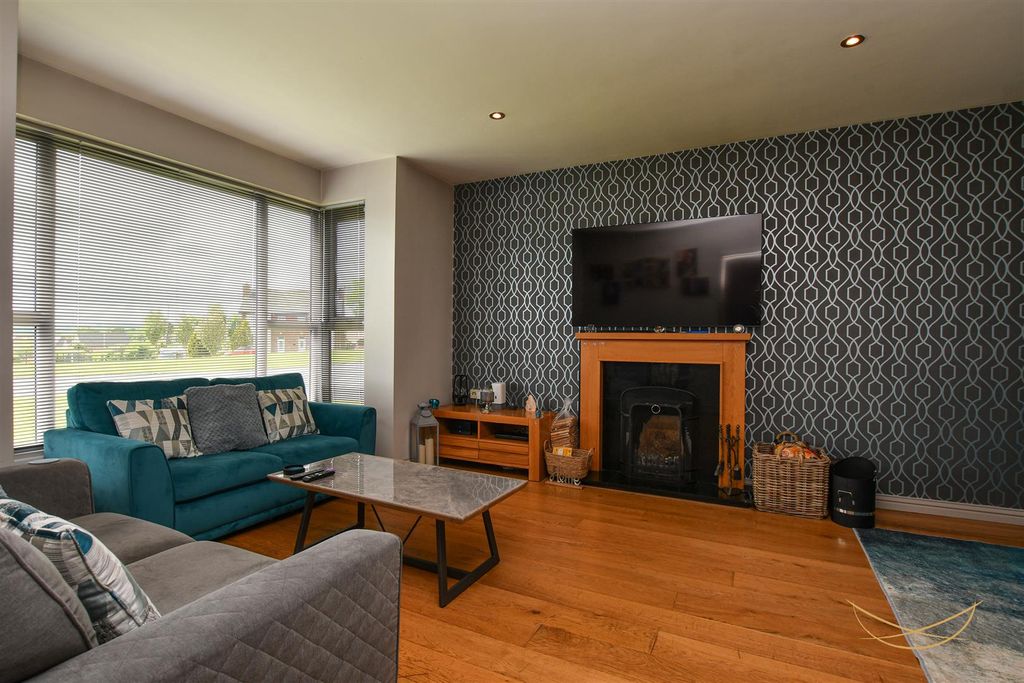 Additional image 7 of 4 bed detached house for saleCraighill Park, Ballyclare BT39
