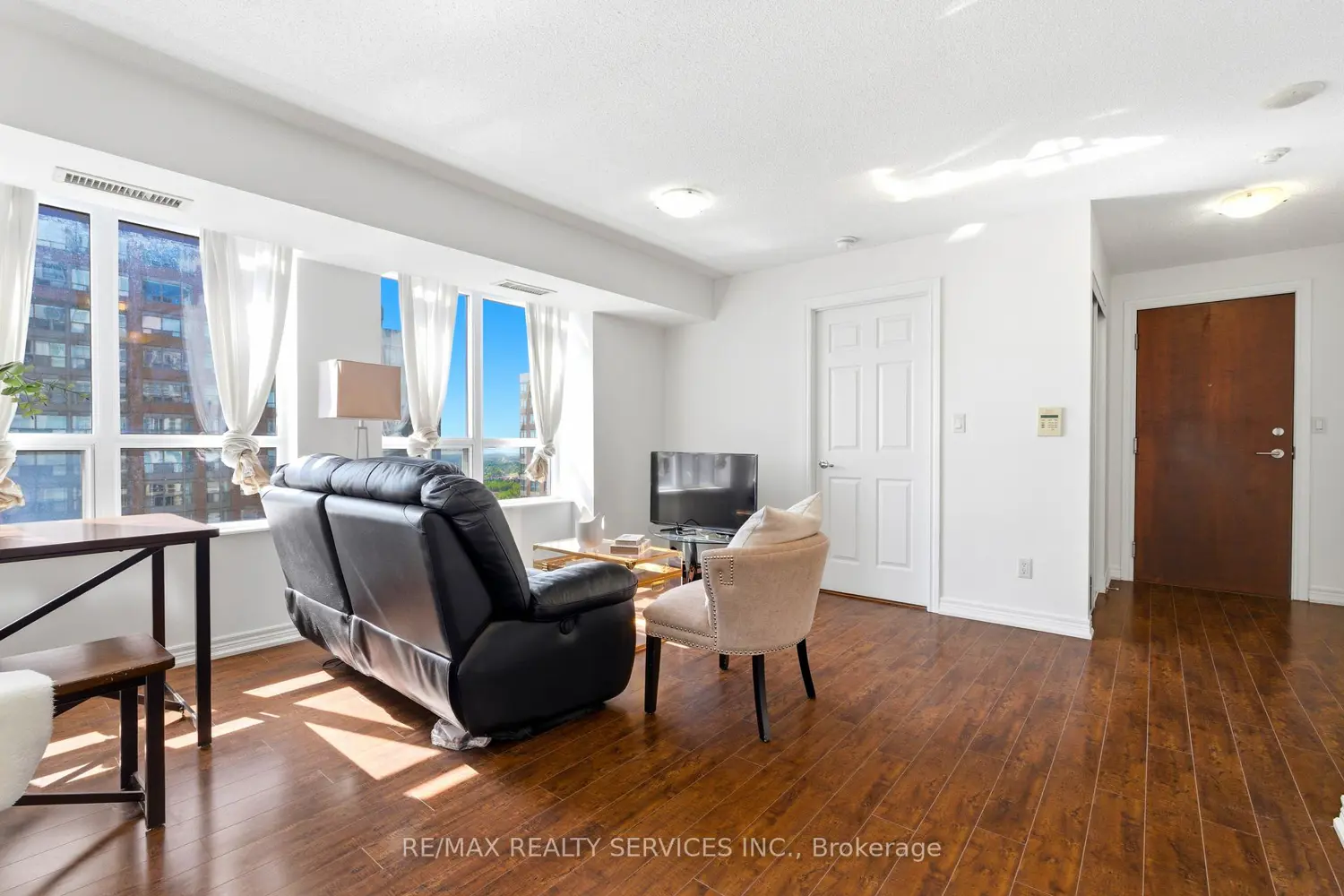 Additional image 7 of 310 Burnhamthorpe Road 1711