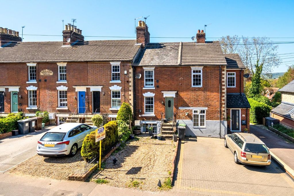 3 bed town house for saleTown Hill, West Malling ME19