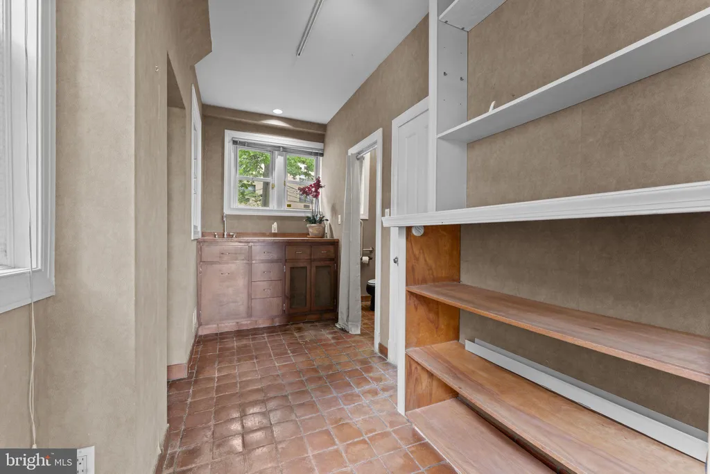 Additional image 14 of 2812 Adams Mill Road NW, Washington, DC 20009