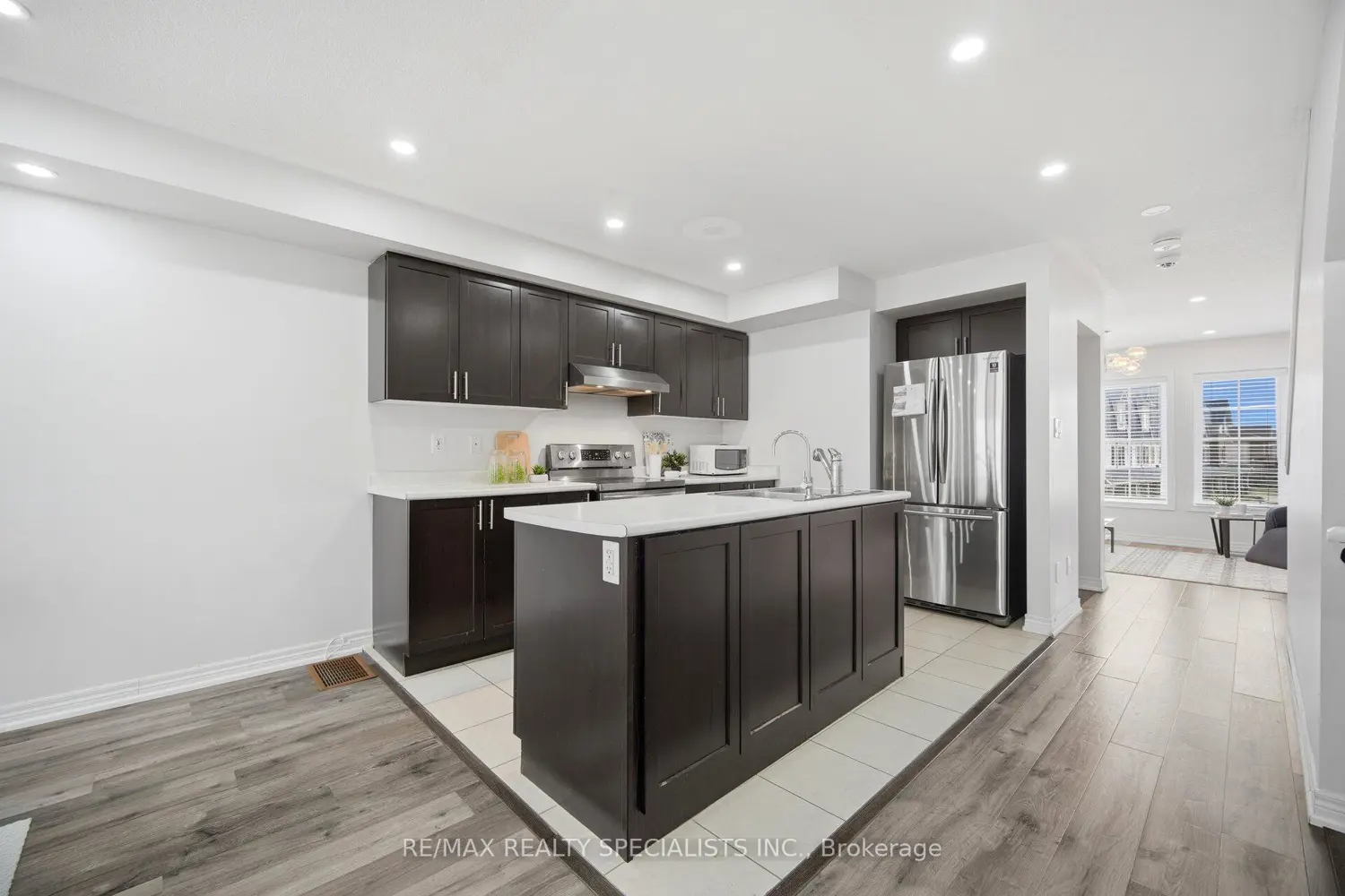 Additional image 7 of 390 Linden Drive