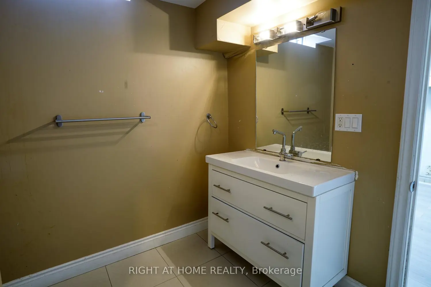 Additional image 12 of 54 Woodside Court