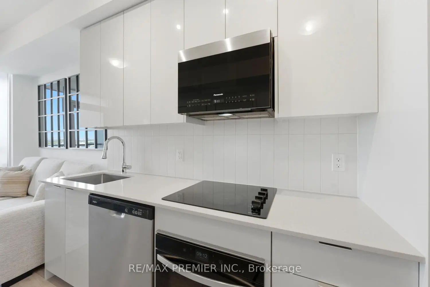 Additional image 3 of 10 Abeja Street 1512