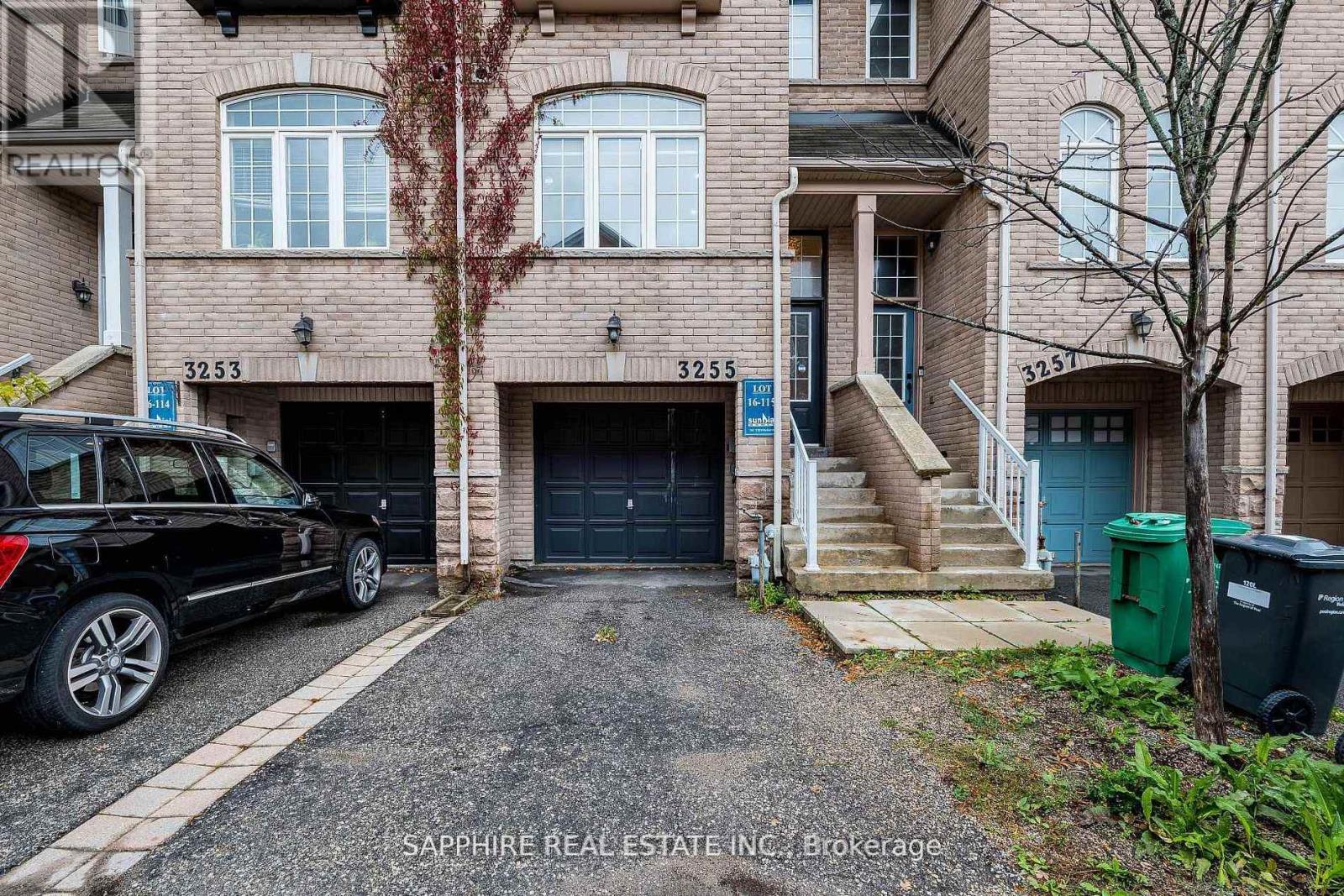 3255 REDPATH CIRCLE