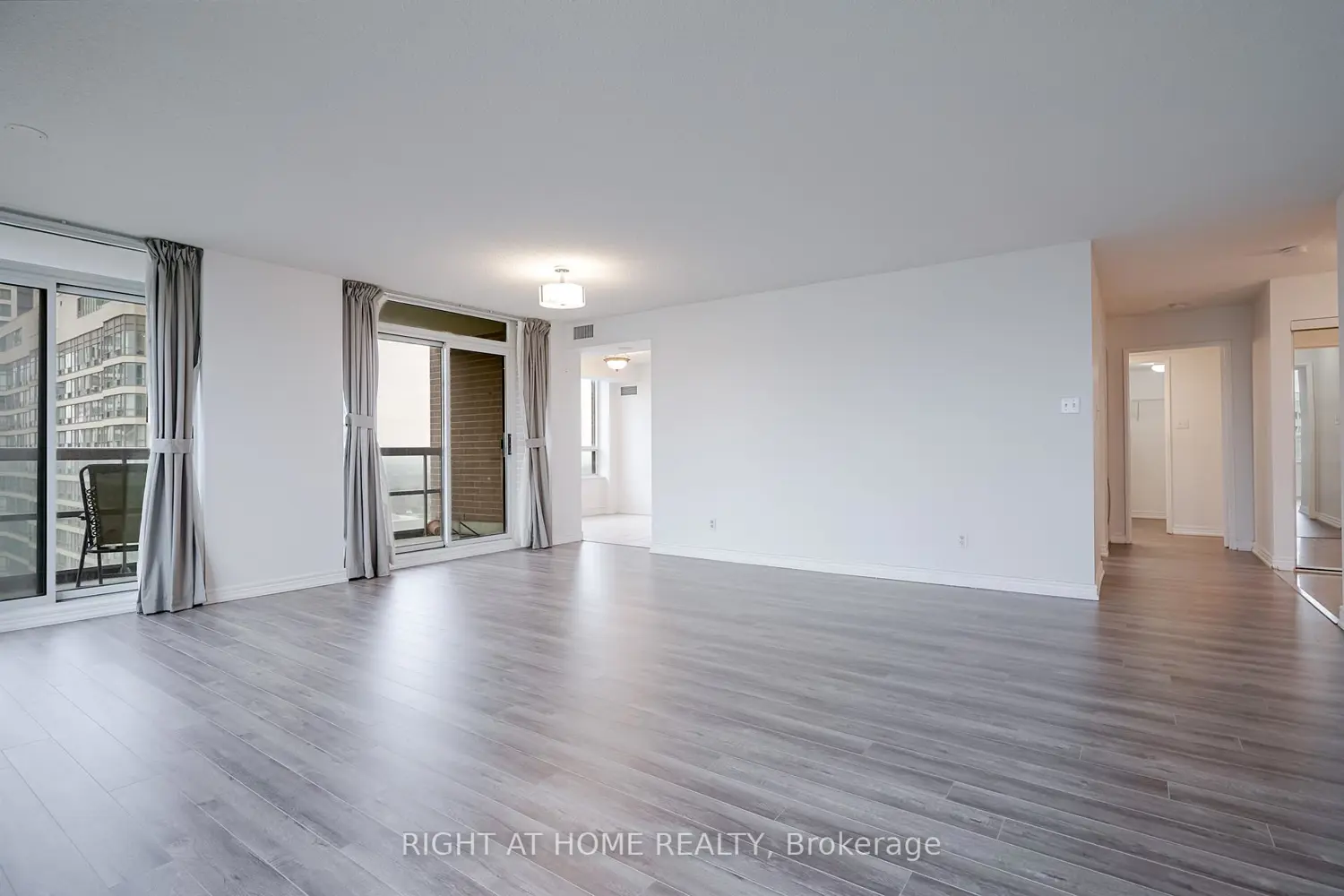 Additional image 8 of 156 Enfield Place 2205