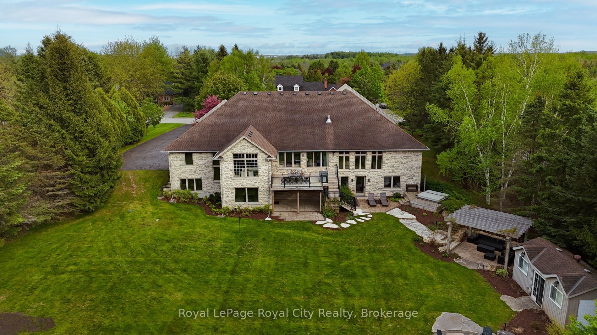 Additional image 2 of 54 Bridle Path, Puslinch, ON, N0B 2J0