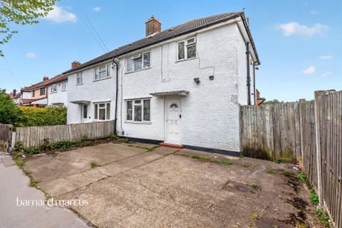 County Road, Thornton Heath CR7