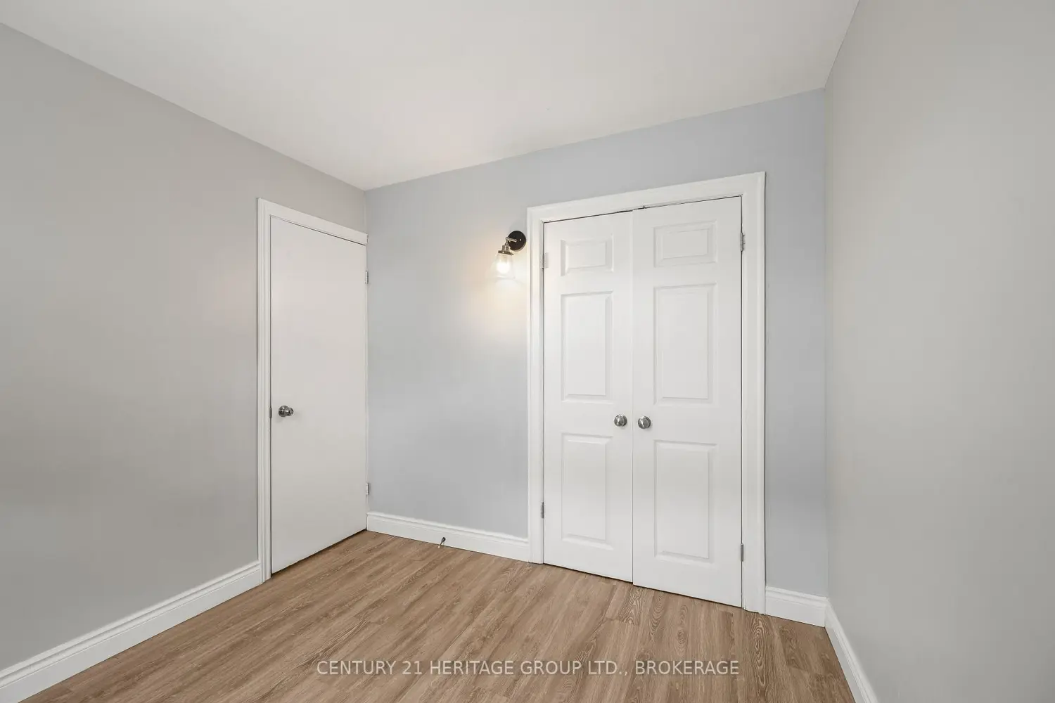 Additional image 8 of 432 Barrie Street