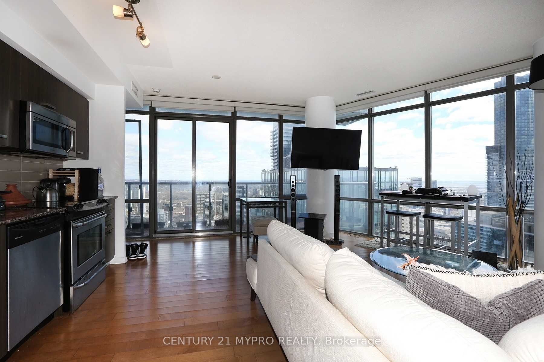 Additional image 3 of 4508-832 Bay Street, Toronto, ON, M5S 1Z6