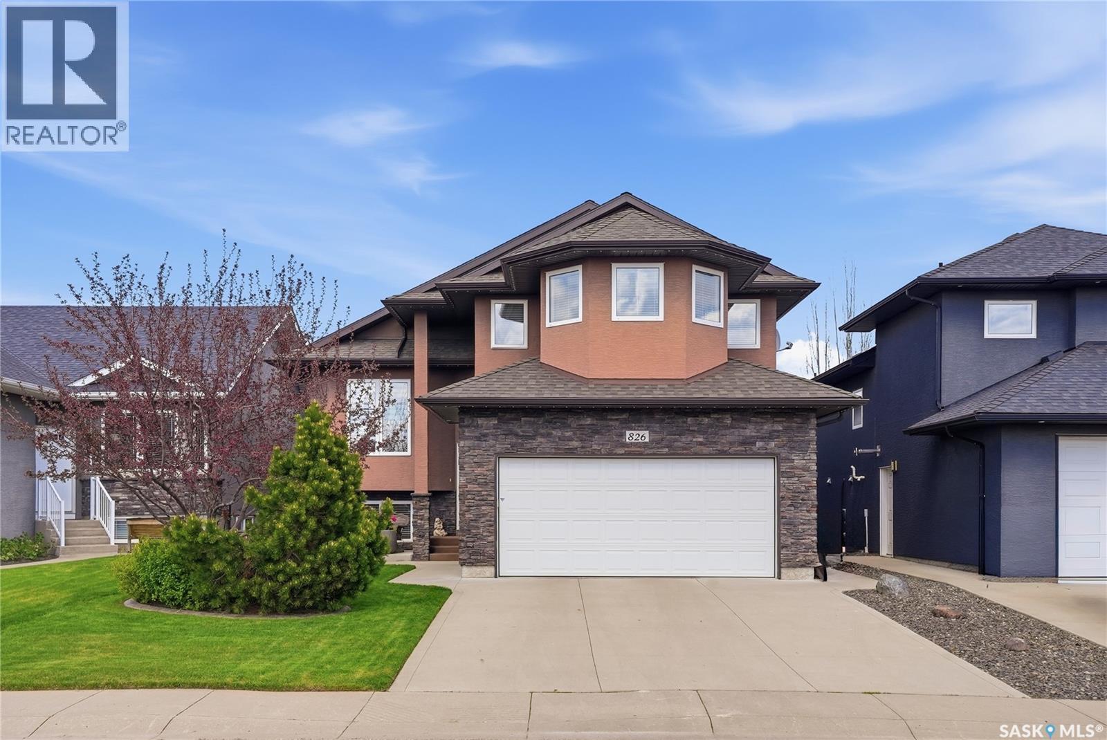 826 Rempel CRESCENT