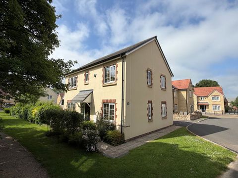 Maes Knoll Drive, Whitchurch Village, Bristol BS14