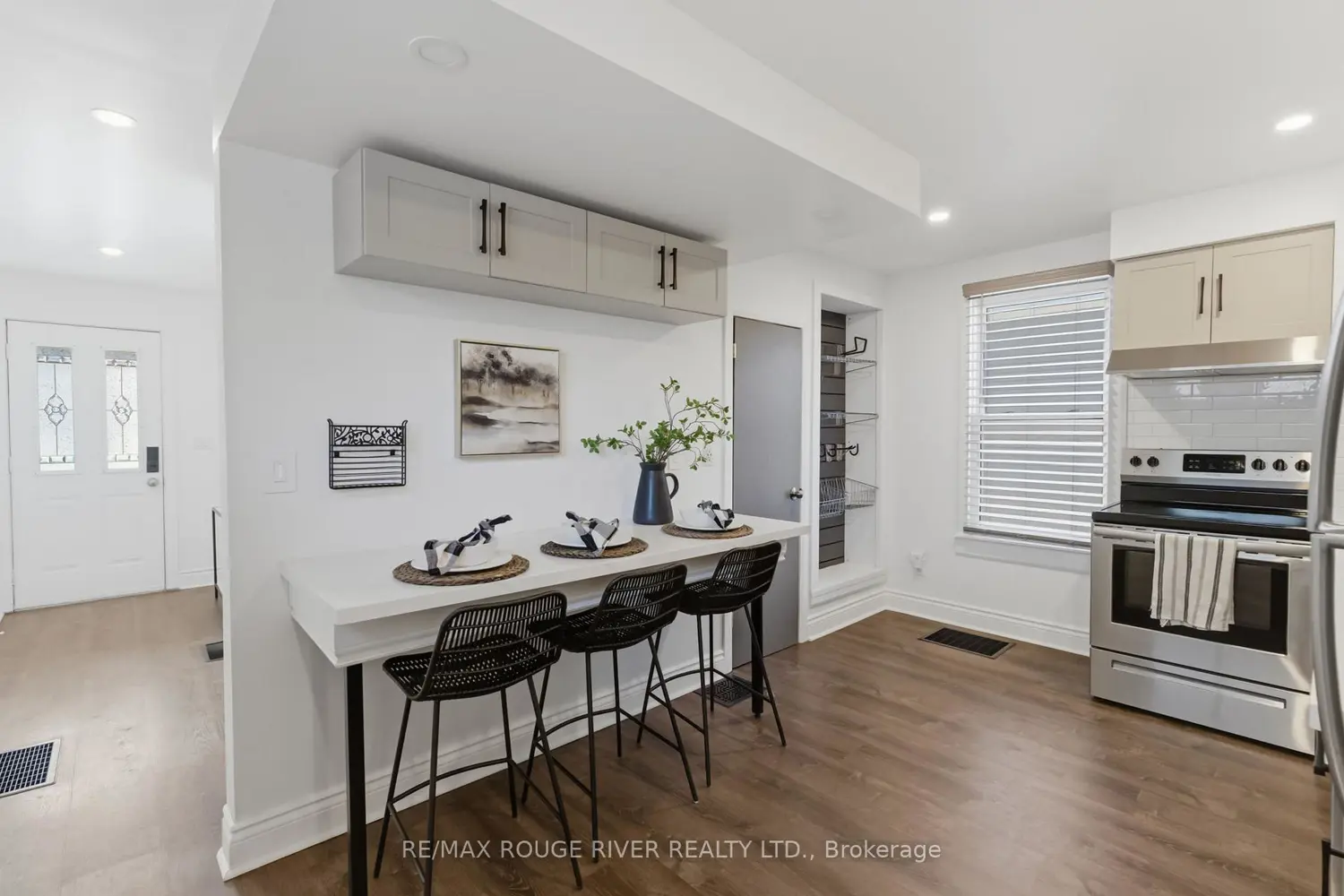 Additional image 3 of 163 Nassau Street