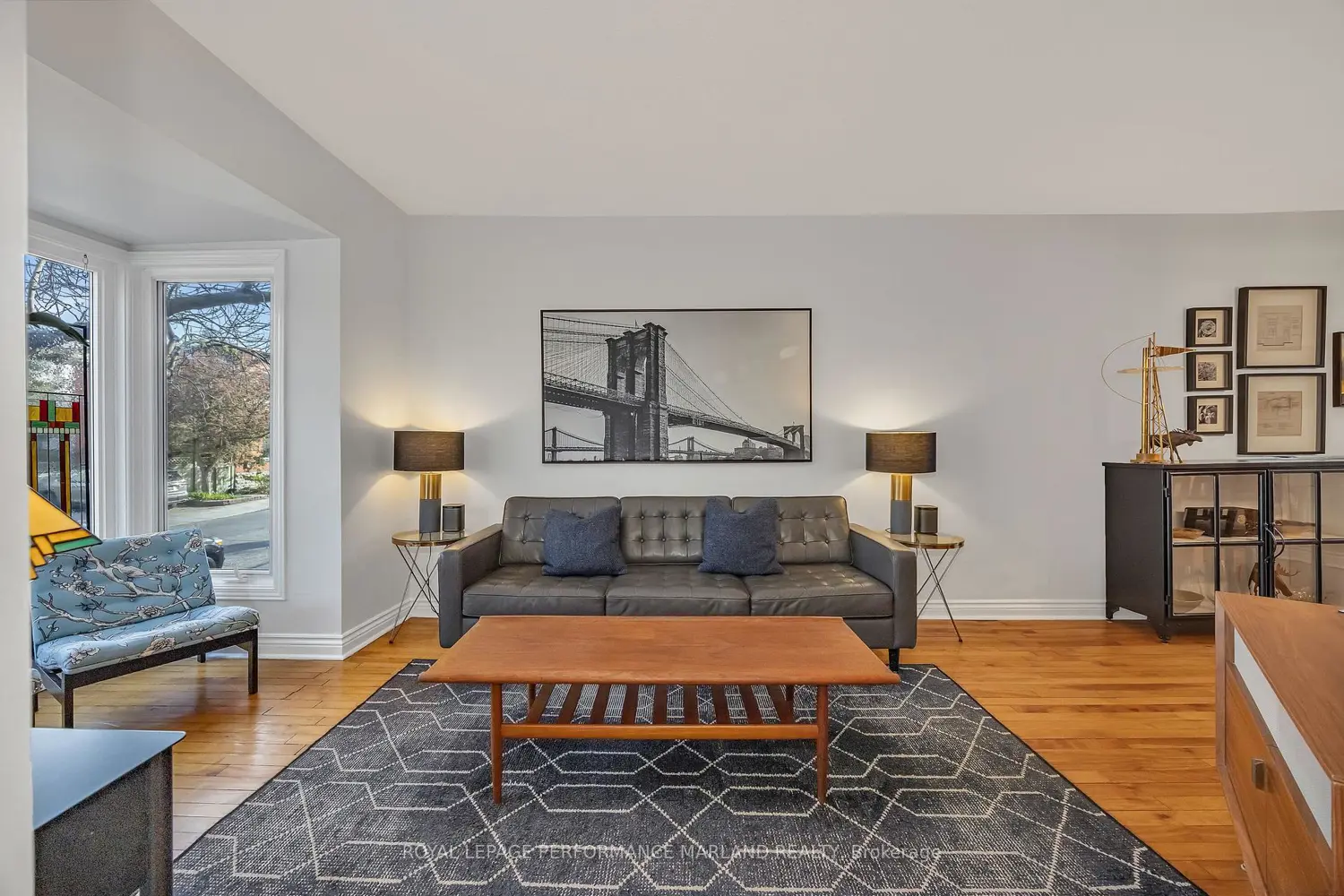 35 Strathcona Avenue photo 2