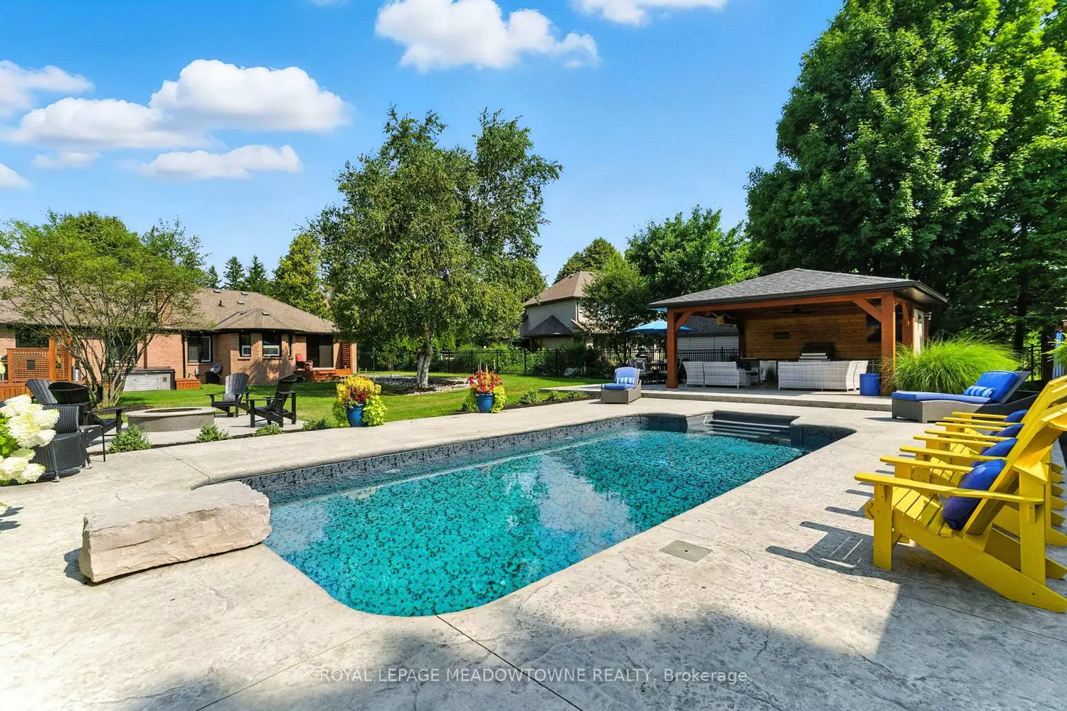 2 Blueheron Lane