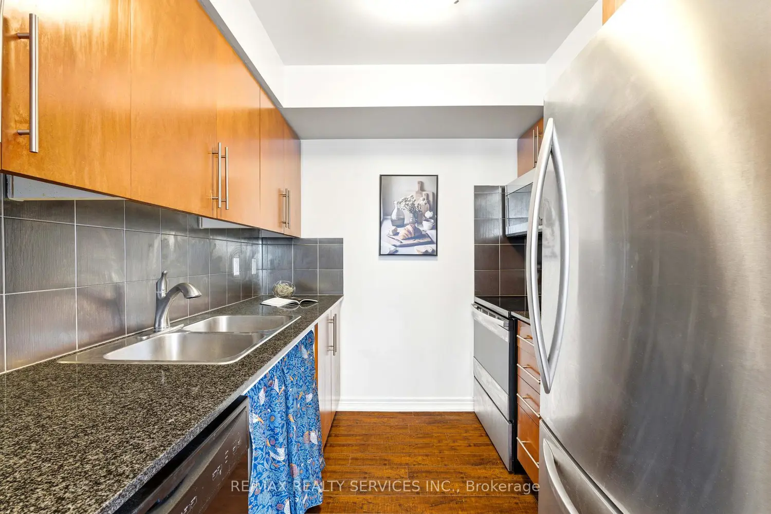 Additional image 9 of 310 Burnhamthorpe Road 1711
