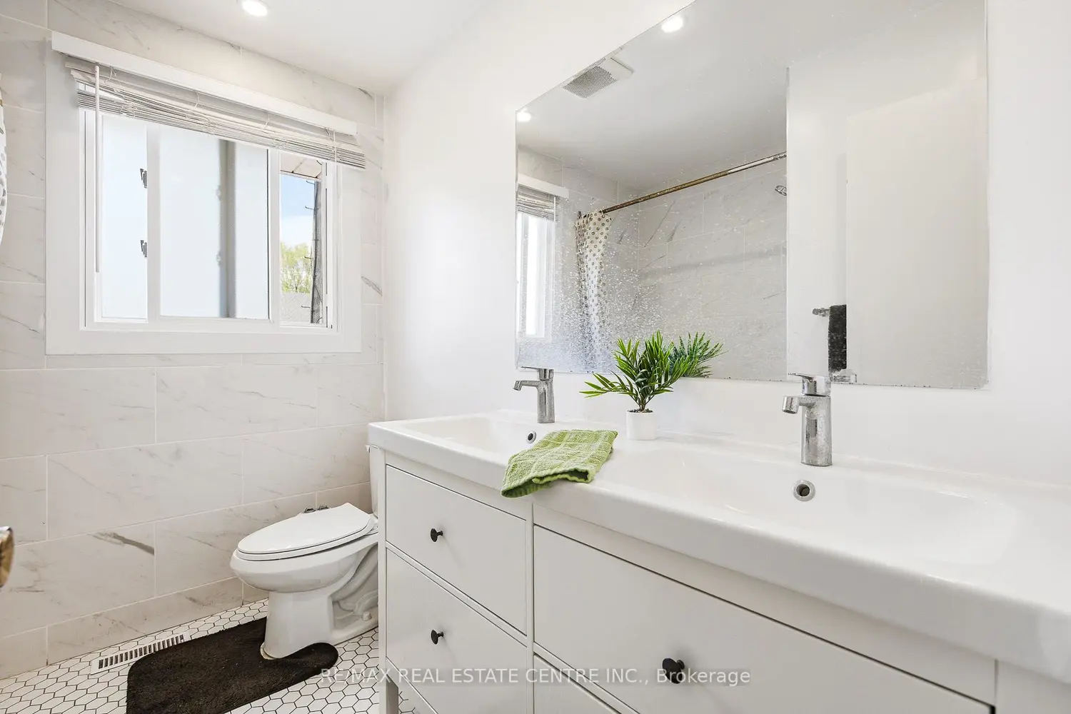 Additional image 13 of 211 Ballantyne Avenue