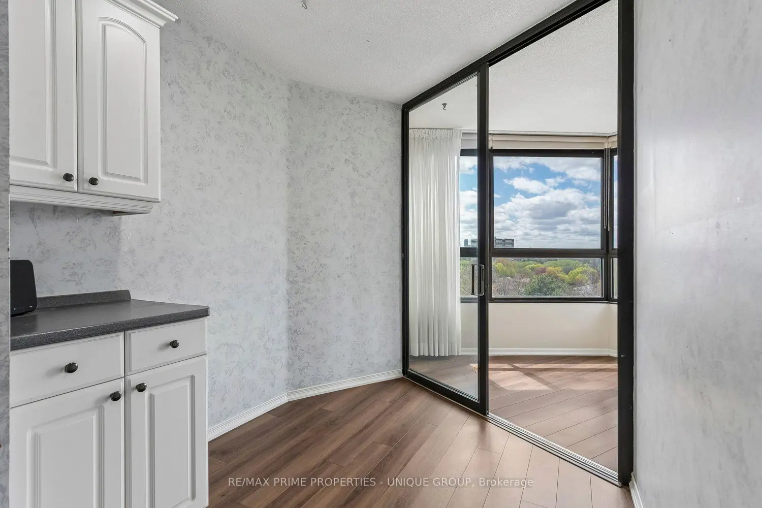 Additional image 5 of 1300 Bloor Street 710