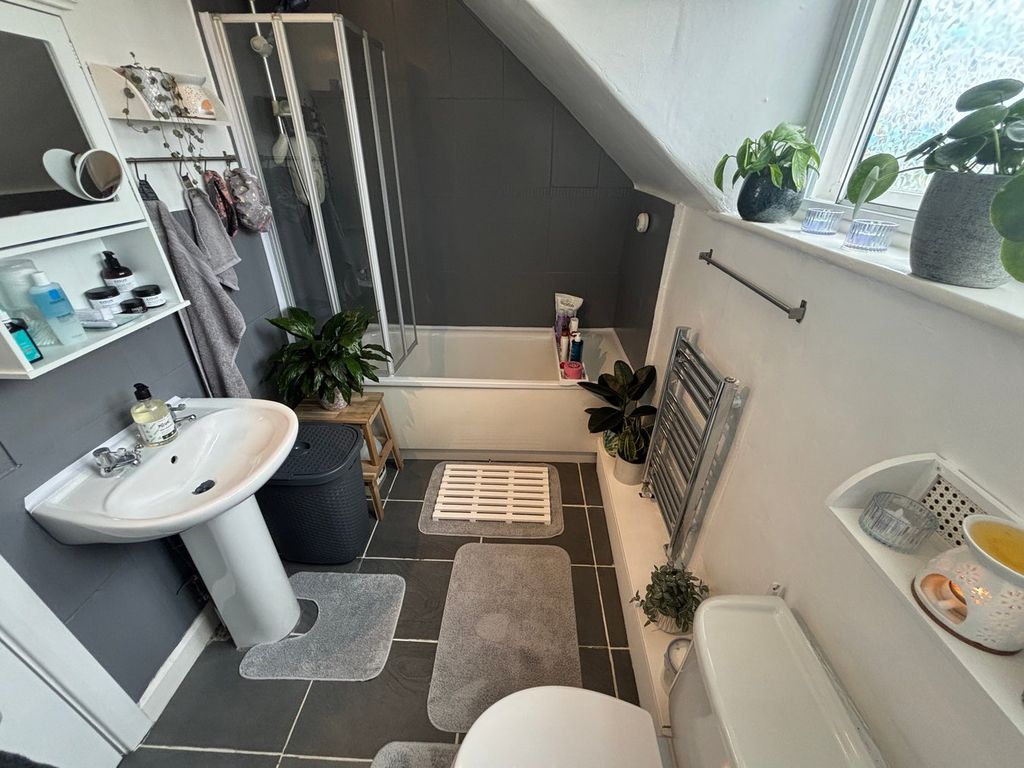 Additional image 7 of 2 bed flat for saleTemple Street, Llandrindod Wells LD1