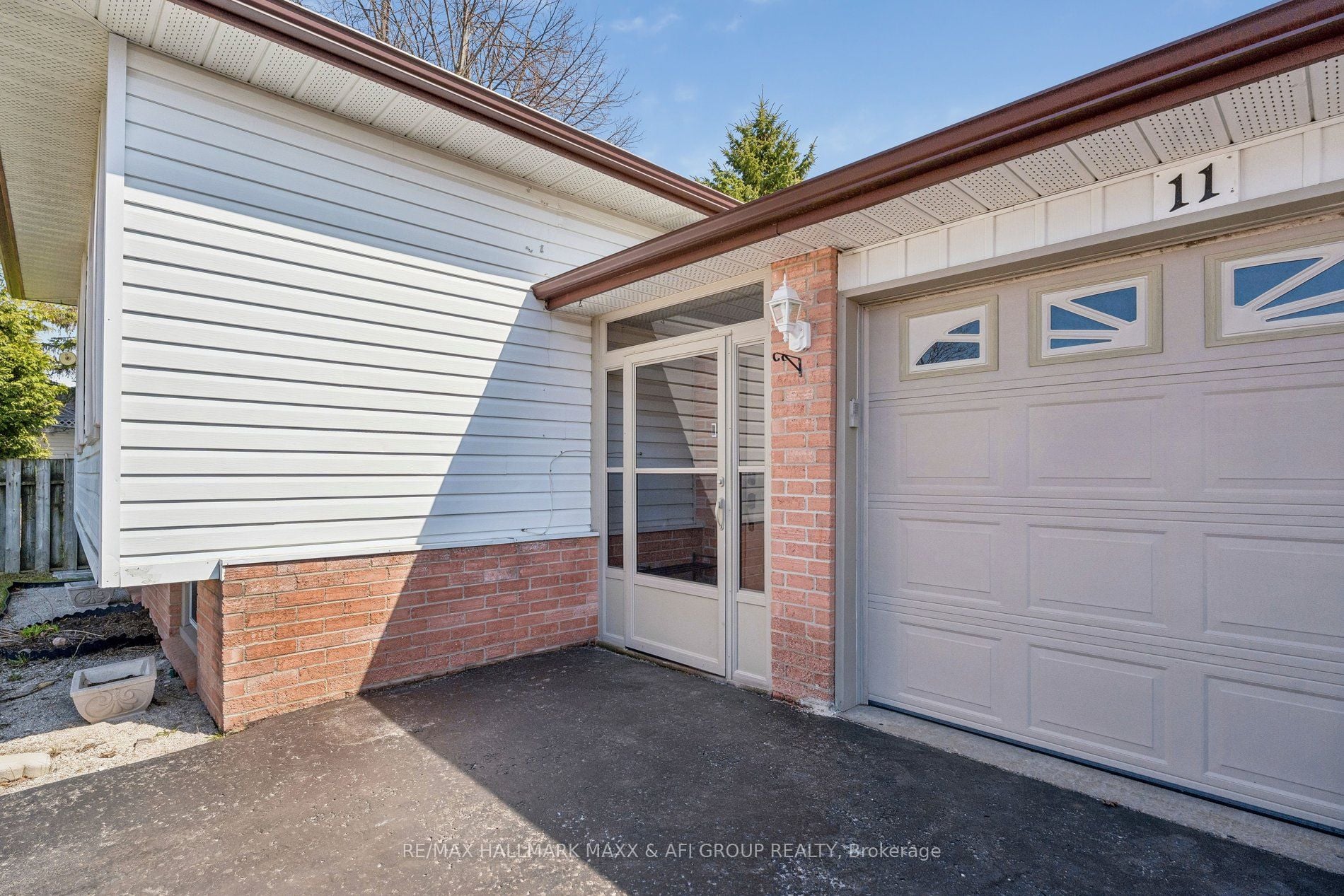 Additional image 2 of 11 Charlotte Court, Barrie, ON, L4N 6B2